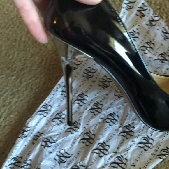 Rock & Republic Shoes - Brand new Rock & Republic patent leather heels 7 M
